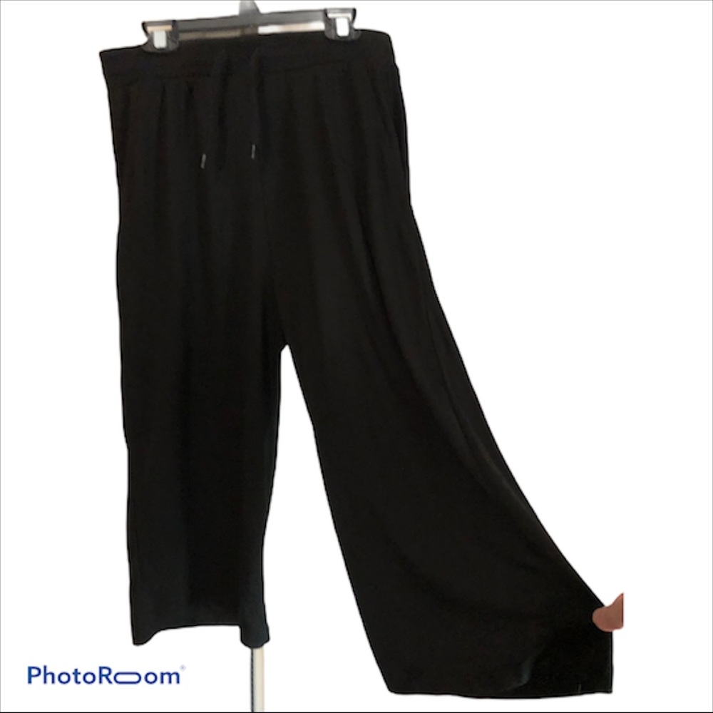 Divided by H&M knit wide Capri pull-on pant